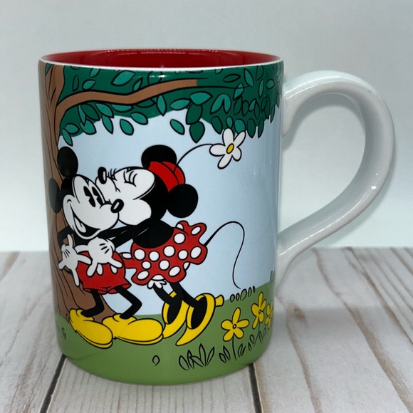 Disney Mickey & Minnie Kissing Picnic 12oz Coffee Mug - Picture 1 of 5